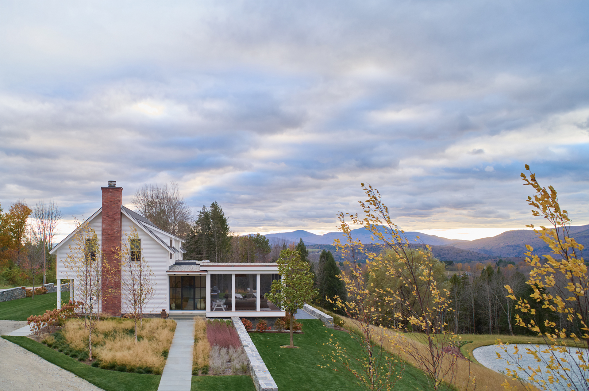 1_VT_Farmhouse_exterior2