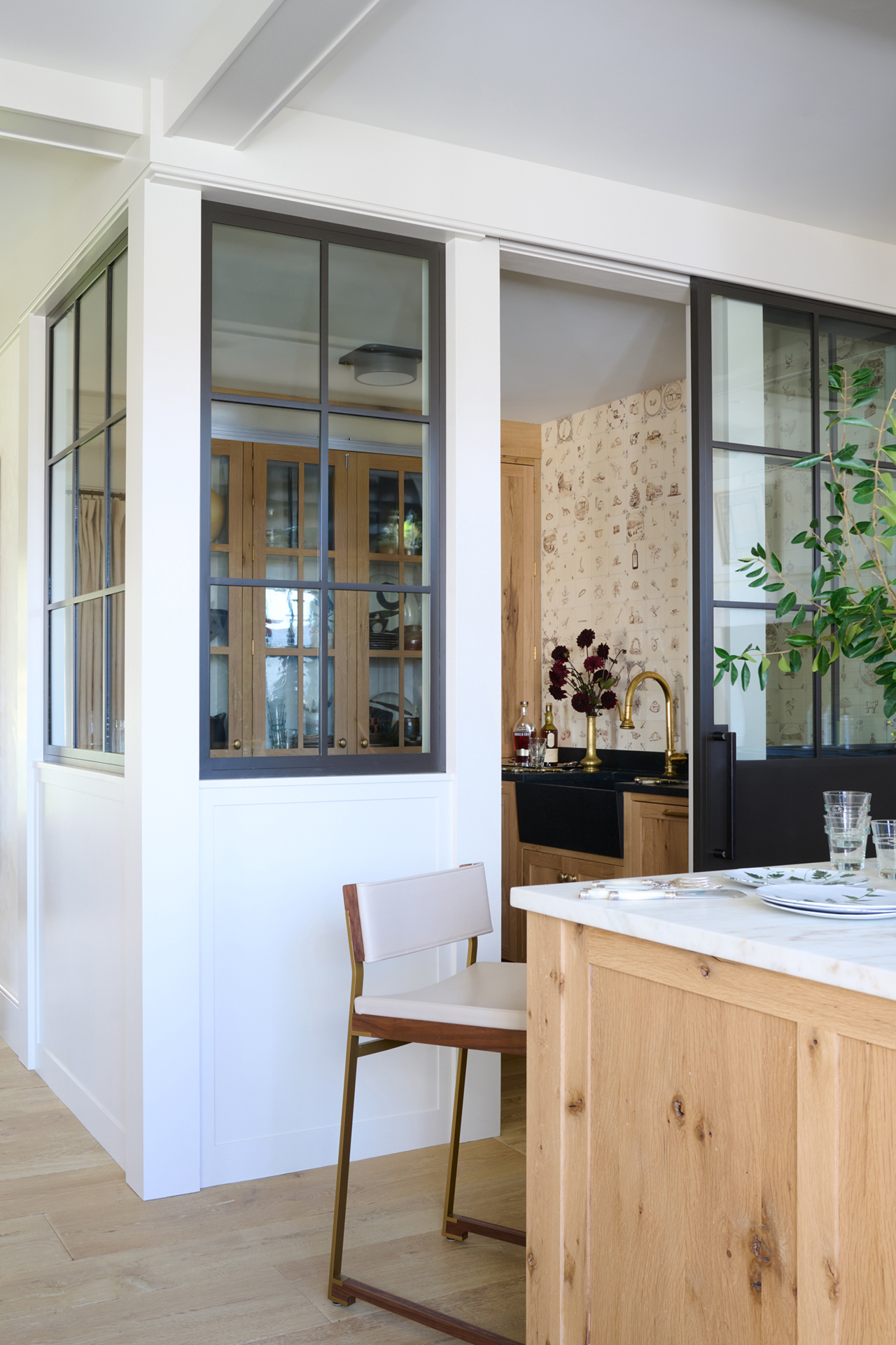 1_VT_Farmhouse_pantry